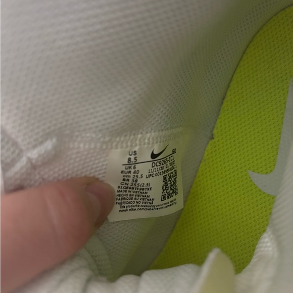 Nike Blazer Mid 77 Catechu Women White Pink Embroidered Sneakers size 8.5 EUC - Picture 6 of 6